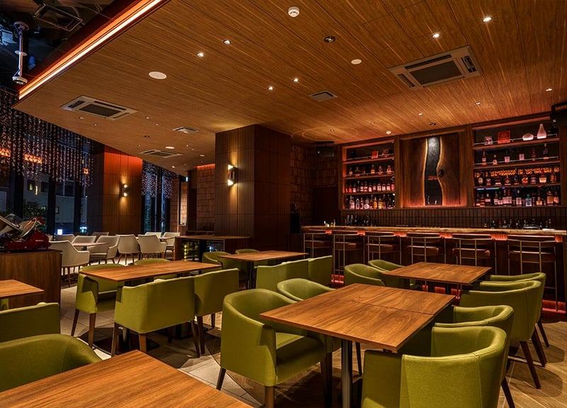 Dinner / Bar