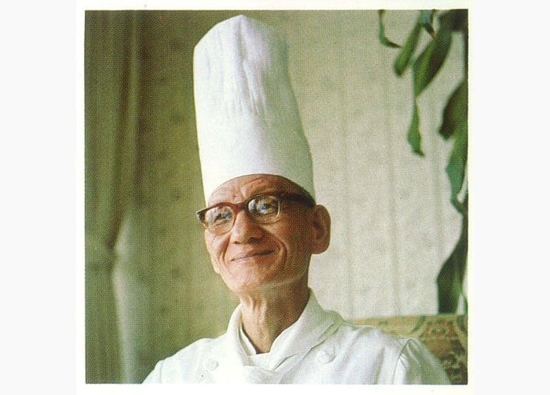 Osaka Royal Hotel(1965) Head Chef Kyuya Tsunehara