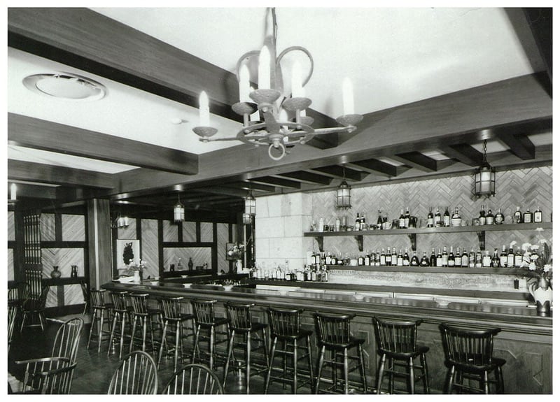 The “Reach Bar” from when it first opened