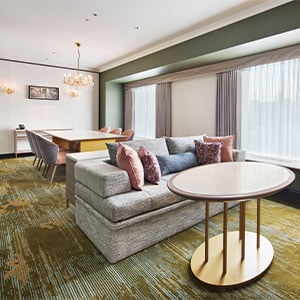 1 King 1 Bedroom Suite Kitchen Club Lounge access